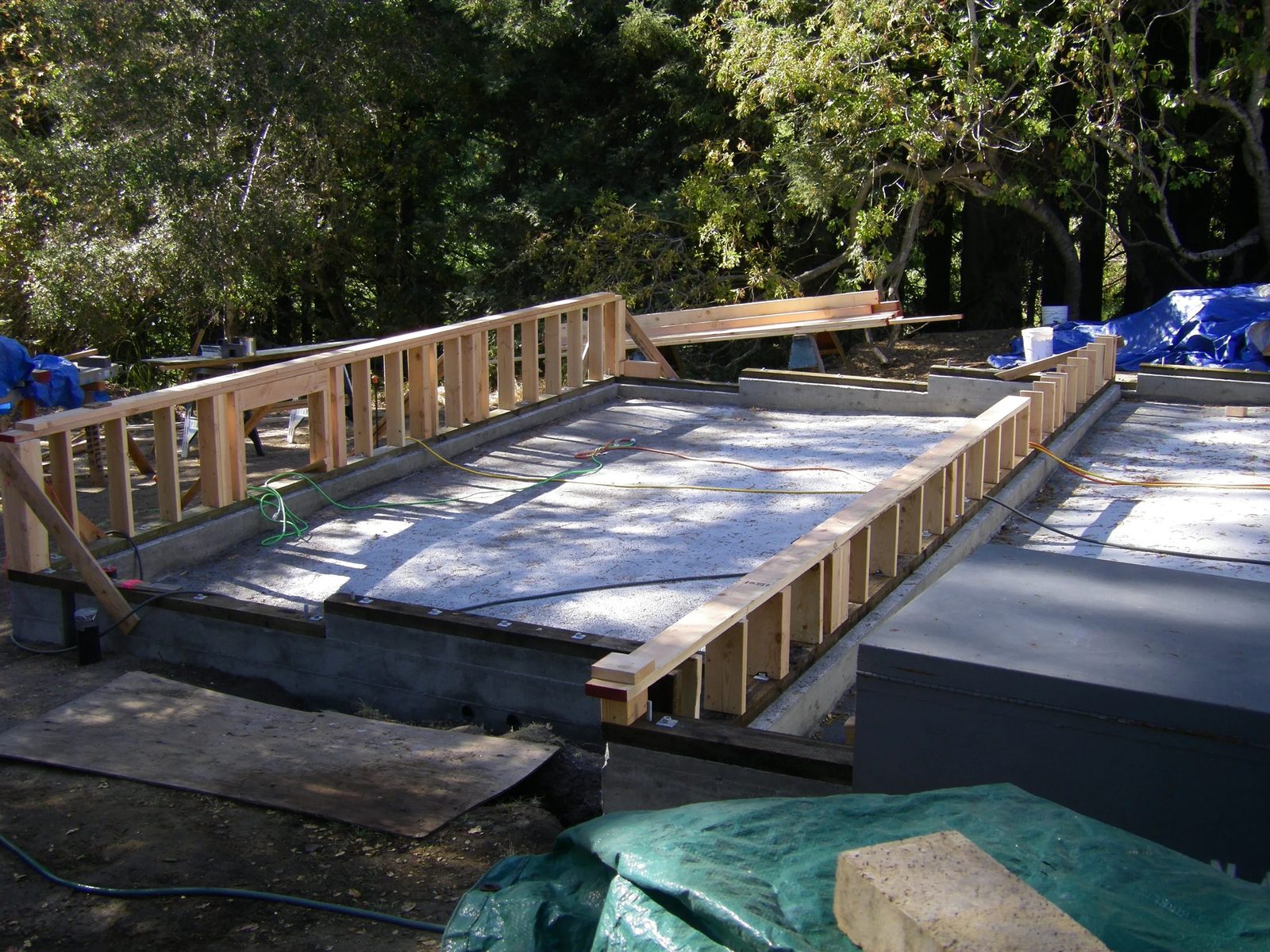 Garage framing with roof structure
