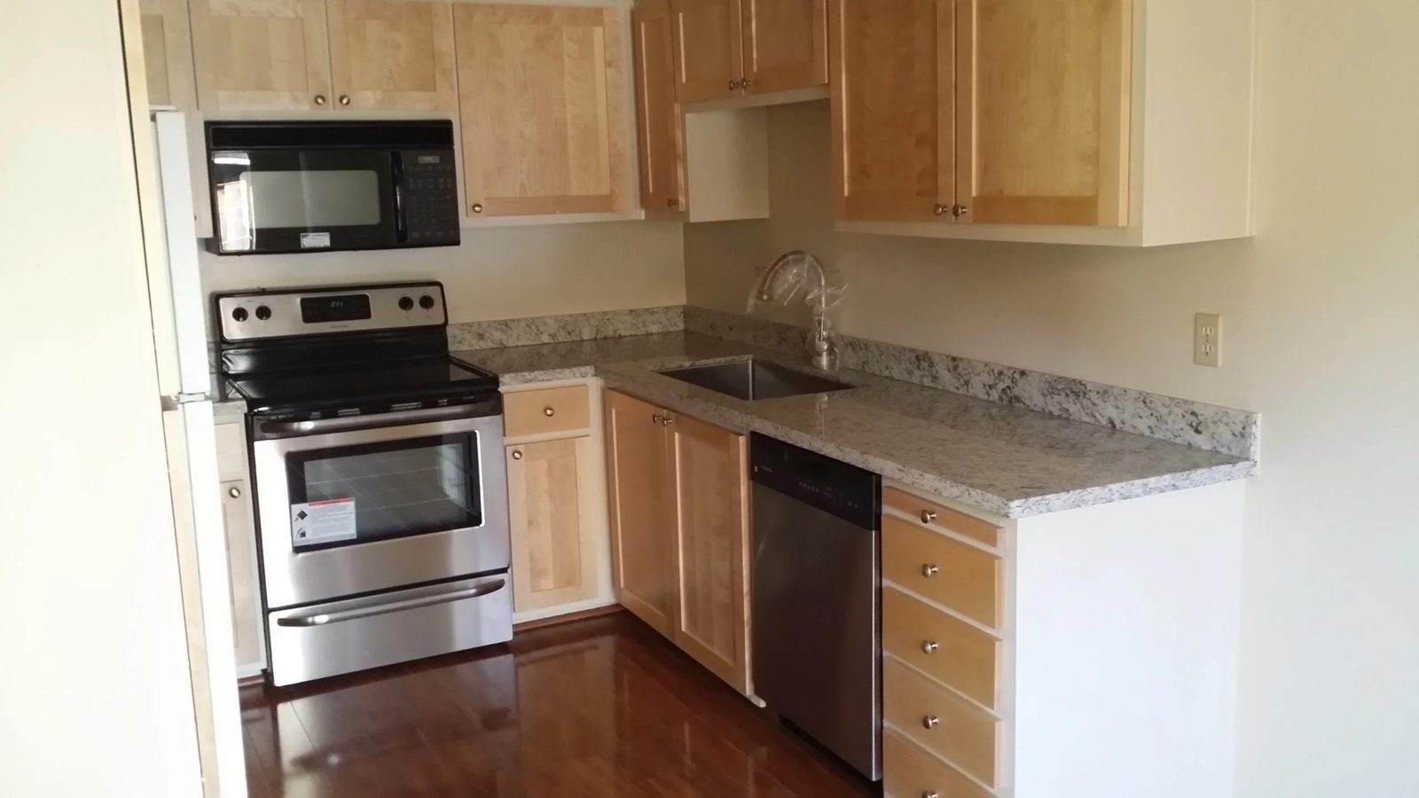 Beautiful kitchen renovation by Aboveboard Construction Inc